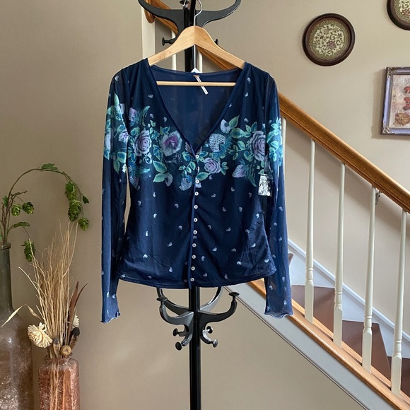 New Free People Home Grown Floral Mesh Cardi NWT Size Medium - Picture 1 of 6